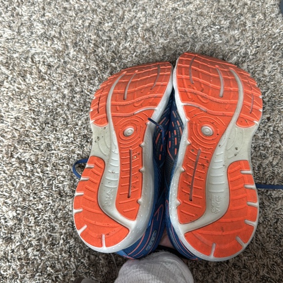 Brooks Running Shoes - Picture 5 of 7